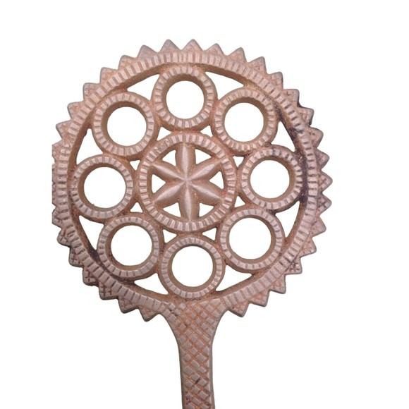 Antique Cast Iron Trivet Sawtooth Sun Circles Round Hot Plate / Wall Hanging - Picture 5 of 11